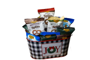 Holiday Plaid Color Joy Tin with Green wreath Image