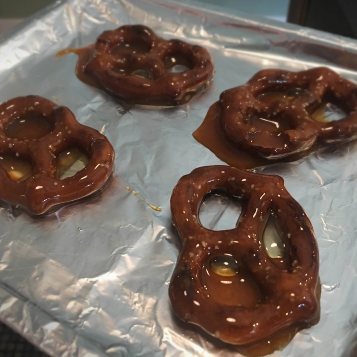 “Splits” Pretzel Candy Bars